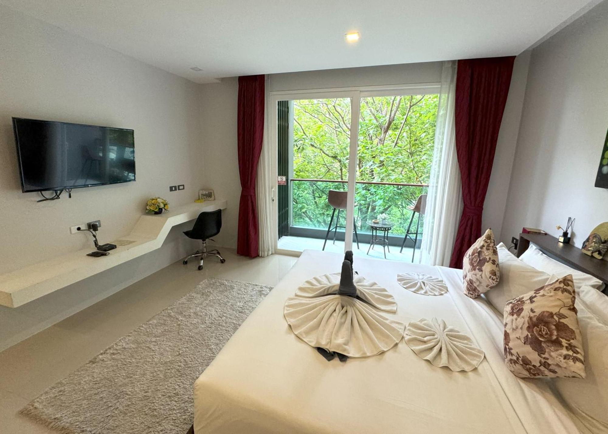 Private Apartment At Emerald Terrace Patong Exteriér fotografie